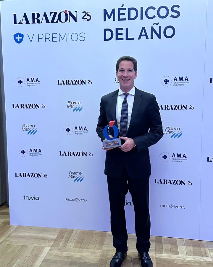 Premio Médico Del Año En Rinoplastia 2023